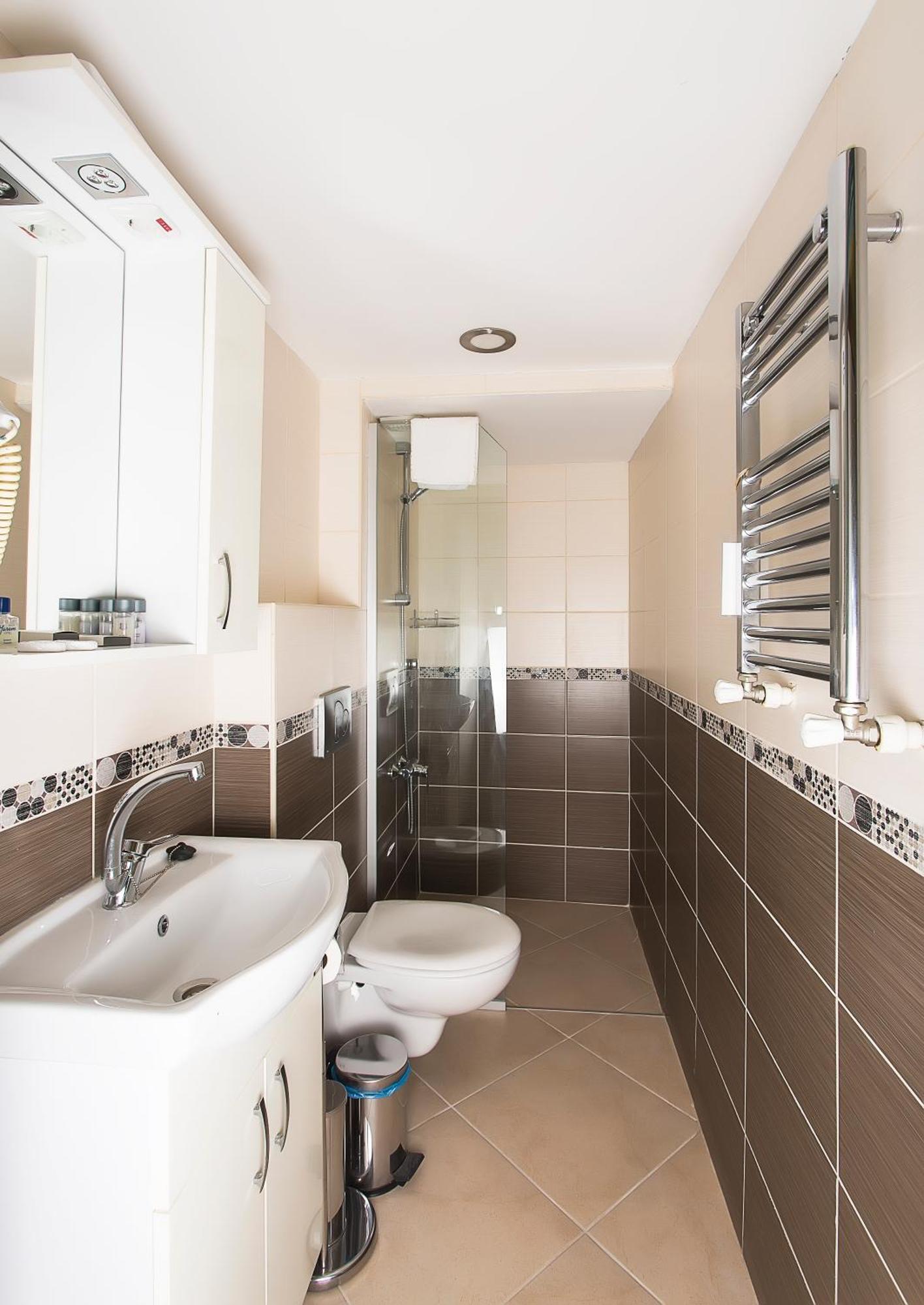 Mini Harem Hotel 3*